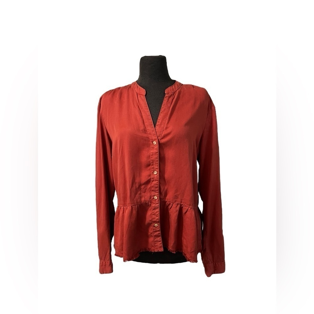 Harper Peplum Button down shirt Large